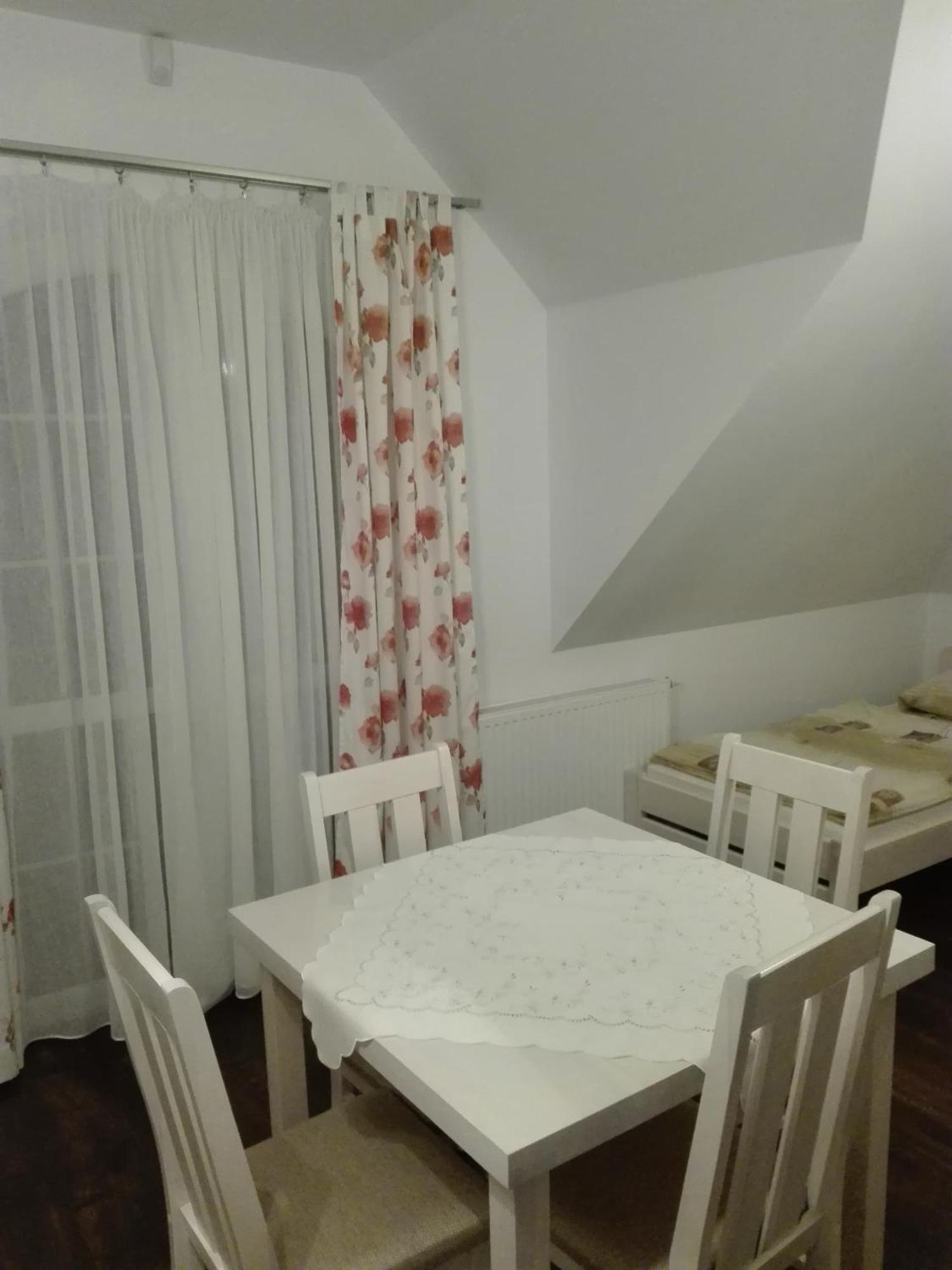 Villa Aurelia Pokoje Goscinne I Domki Letniskowe Mielenko Luaran gambar
