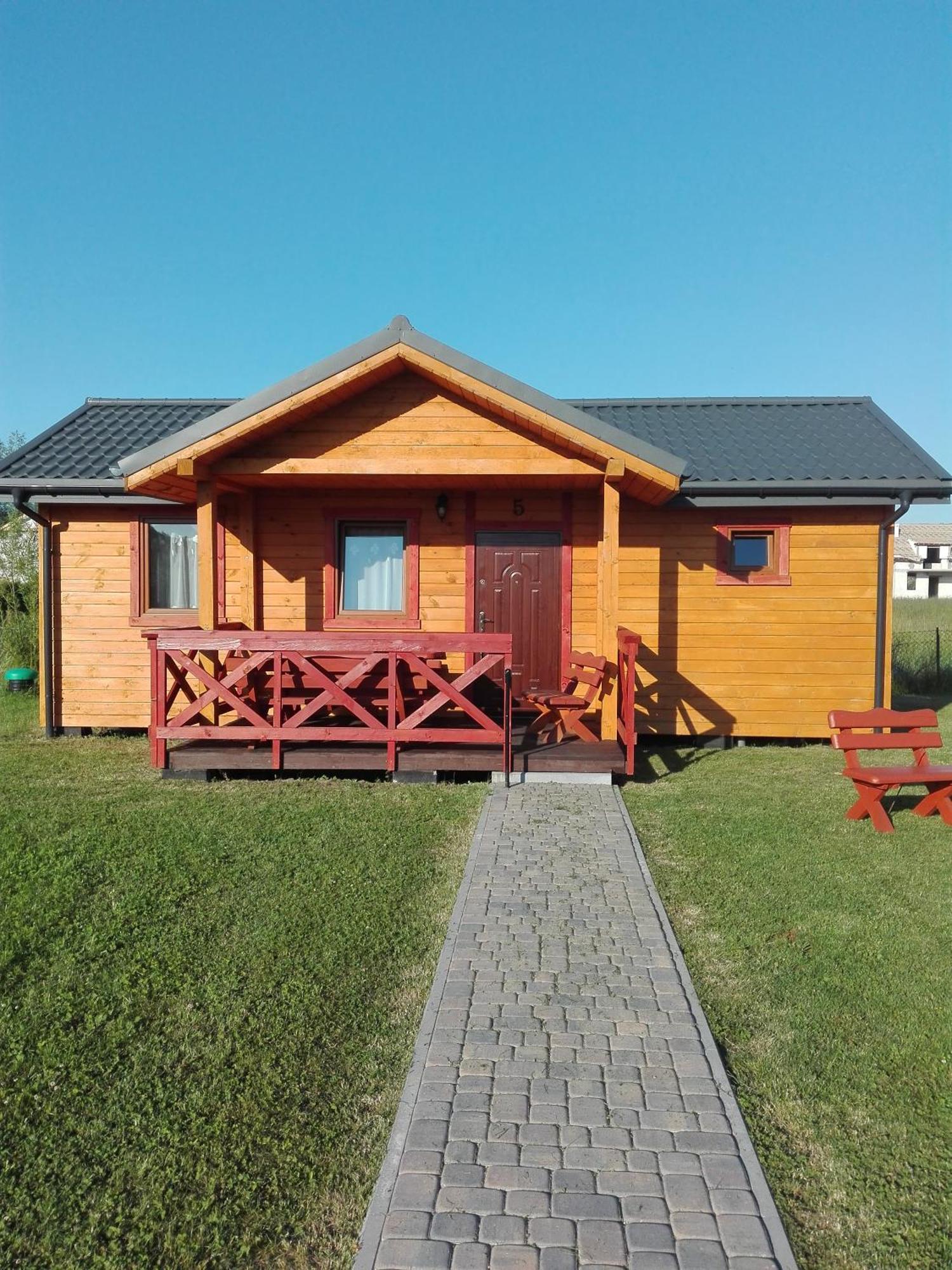 Villa Aurelia Pokoje Goscinne I Domki Letniskowe Mielenko Luaran gambar